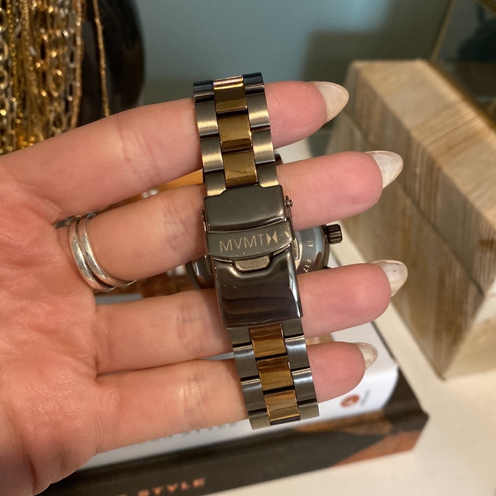 MVMT Watch - Picture 3 of 4